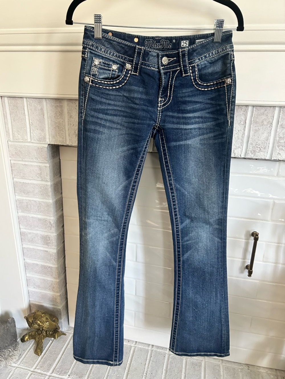 Miss Me Women's Dark Blue Bootcut Jeans with Contrast Stitching. size 25